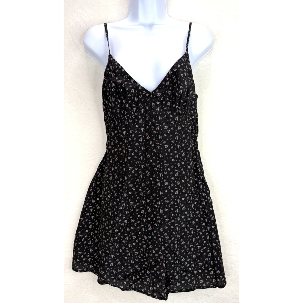 Princess Polly Black Floral Jaye Mini Dress‎ Size 6 US